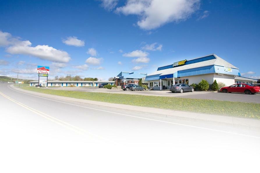 Claude Motel Degelis